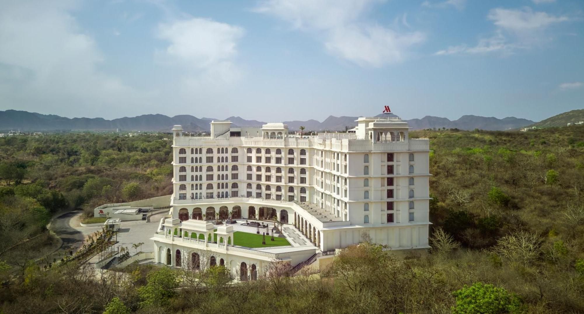 Udaipur Marriott Hotel Exteriör bild